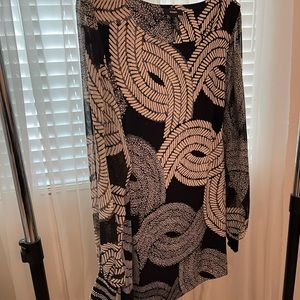 Black and tan pattern dress